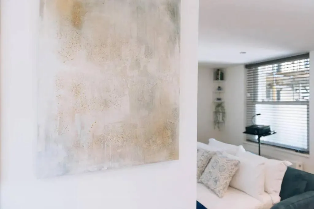 Apartment *Central Brighton Modern Studio*