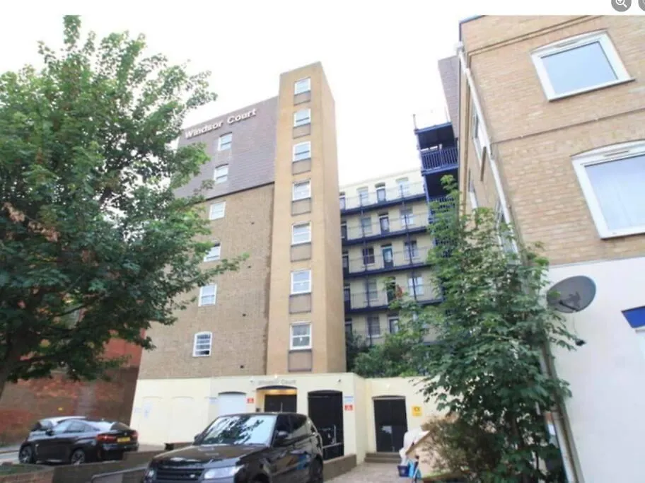 *Central Brighton Modern Studio* 0*,  United Kingdom